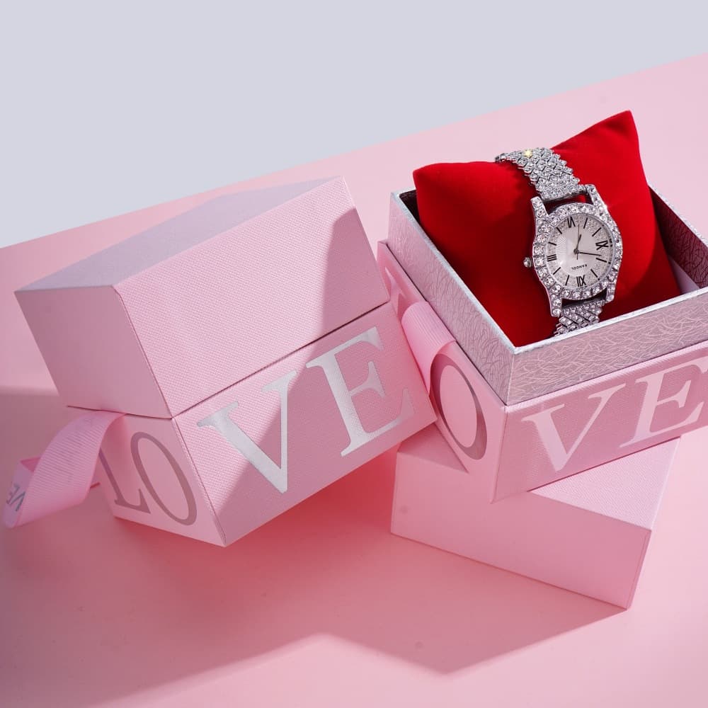 Holiday Jewelry Box Square Watch Box Love Portable Jewelry Gift Box Holiday Gift Box Simple Gift Box