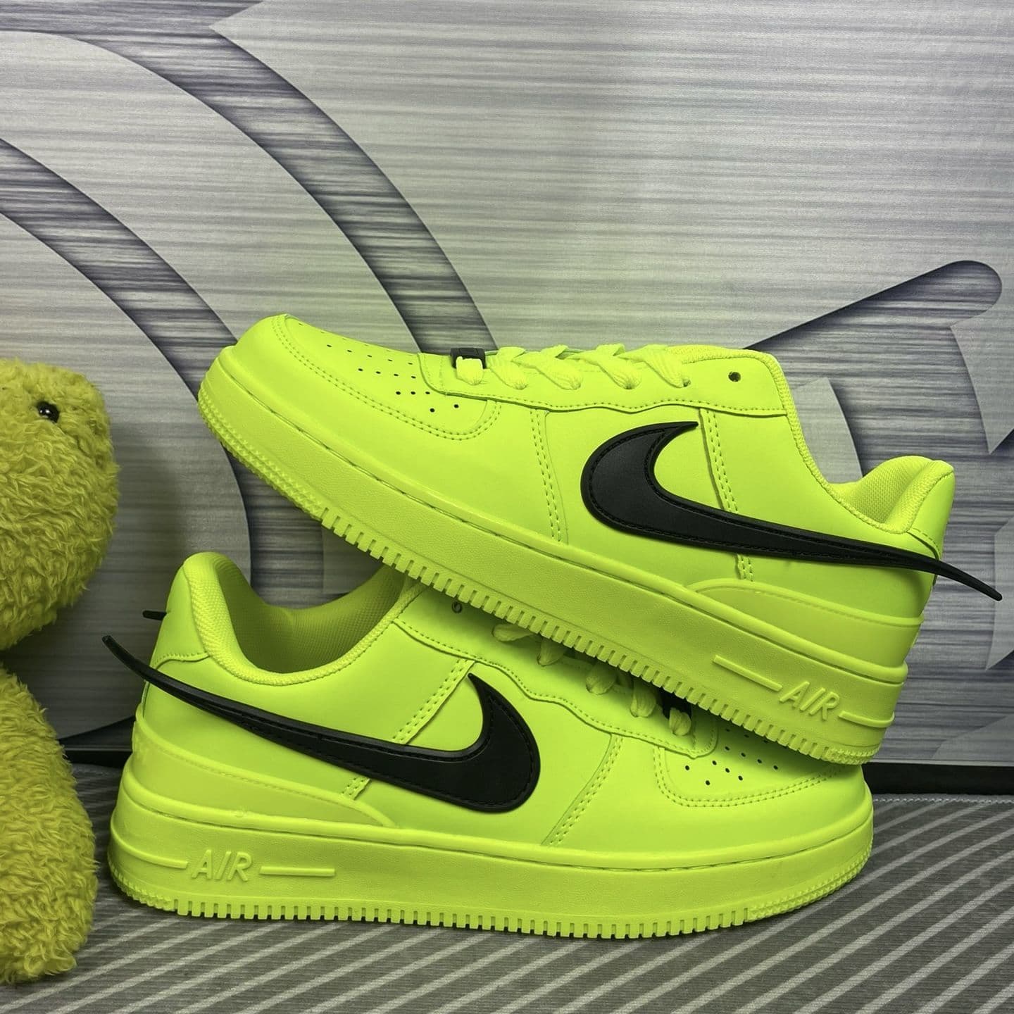 Pink One Black Fluorescent Green AMBUSH Co marque grand crochet bas haut conseil chaussures décontractées polyvalentes pour hommes et