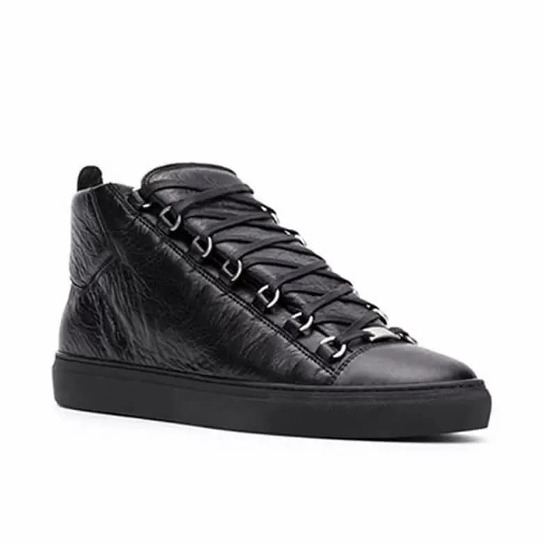 2026 Classic Men's Flat Shoes Sports Shoes Fashion Casual Lace Shoes