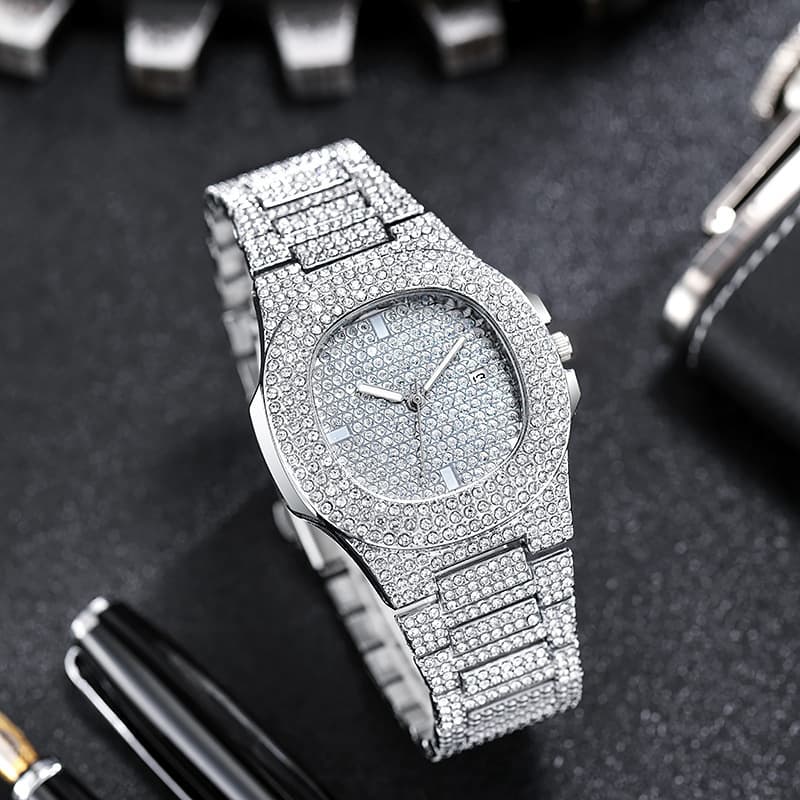 ​​Luxury Full Diamond Calendar Watch - Fashionable Stainless Steel Quartz Watch For Men & Women (Date Display)​​