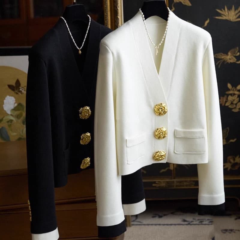 Women's Clothing Light luxury high end knitted cardigan women's tops 2023 autumn new black and white contrast gold button V neck jacket