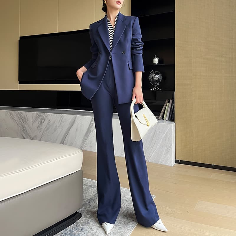 2025s XZ166- Large Women's Fat MM Suit Coat Interview Host Professional Female