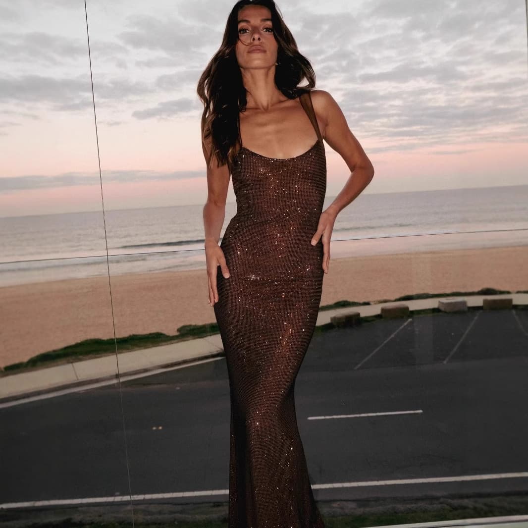 Women's Clothing Hot Diamond Suspender Dress Girl Hip Skirt High End Light Luxury Evening Dress Annual Party Backless Long Skirt