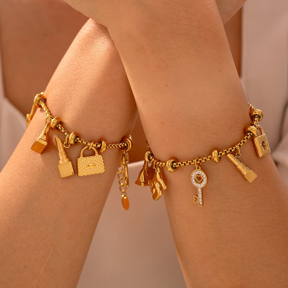Women's Jewelry Multi Element Tag Inlaid Diamond Pendant Bracelet Adjustable Trendy Retro Titanium Steel Plated K Gold Hand Jewelry