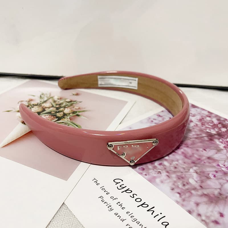 Bandeau en éponge rose à nœud haut, accessoire de cheveux simple et mignon, collection printemps/été 2026.