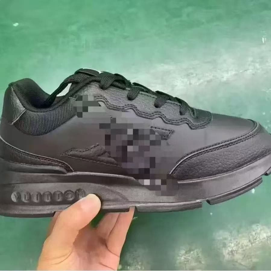 Commerce extérieur Gare européenne Nouvelles chaussures de skateboard de sport pour hommes incrustées de cristaux Confortables, polyvalentes et d