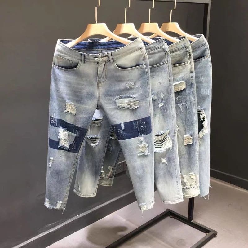 Ripped jeans men's Hong Kong style new brand youth fashion nine-point slim foot trendy beggar pants