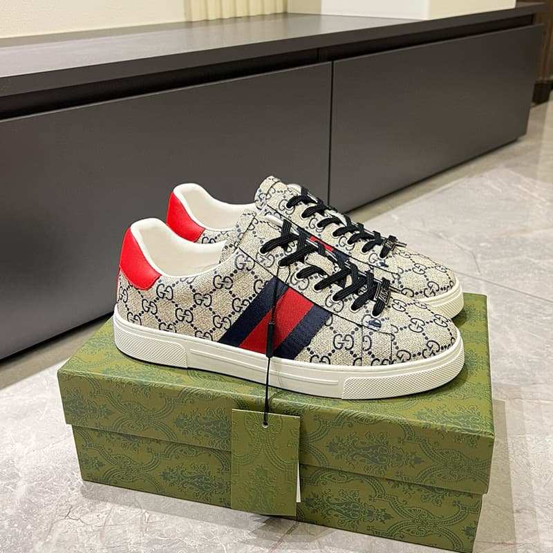 Chaussures de sport décontractées et haut de gamme pour hommes, baskets élégantes, légères, luxueuses et polyvalentes en cuir véritable