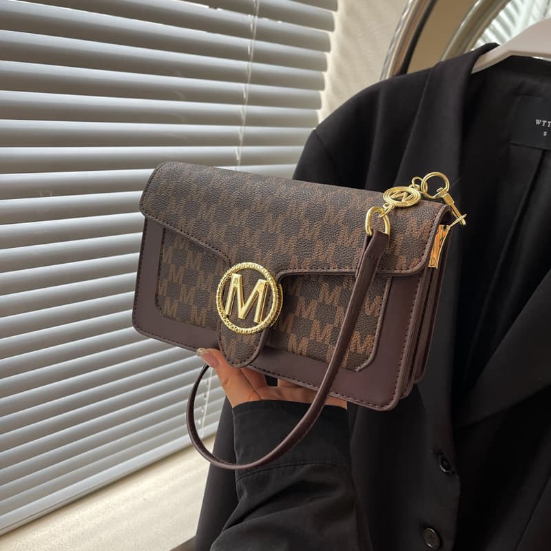 Letter-printed Small Square 2024 New Fashion Versatile Internet Celebrity PU Shoulder High-end Women's Crossbody Bag
