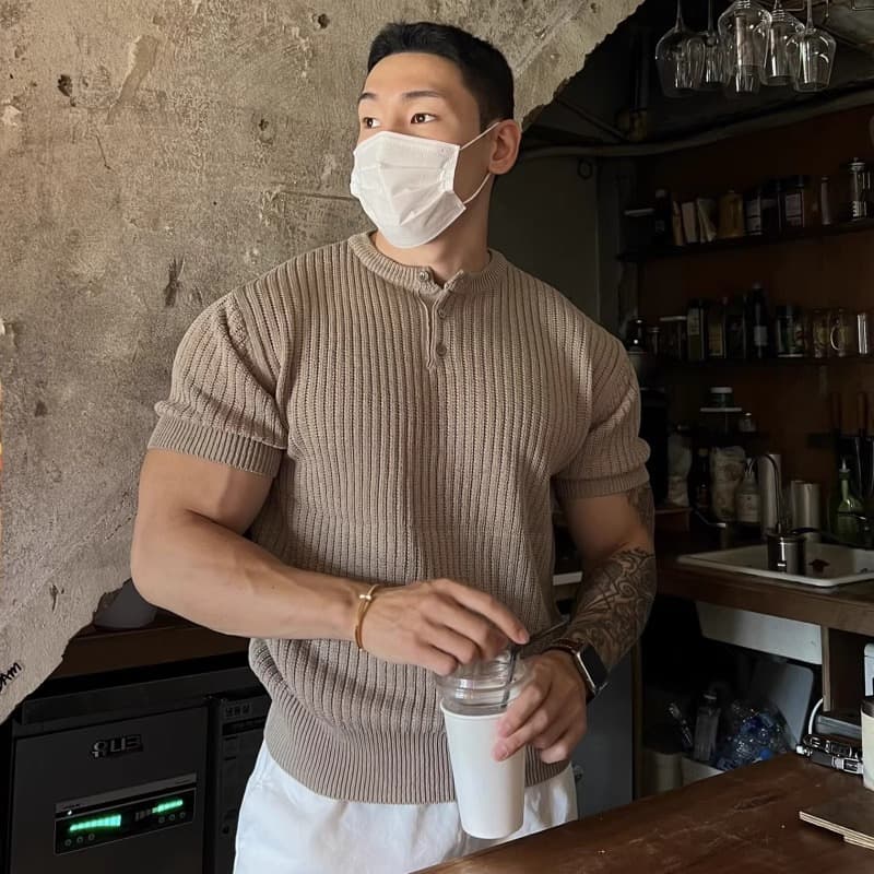 Men's Clothing Summer Henley collar men's short sleeved sweater style loose casual vertical stripes design half sleeved T shirt