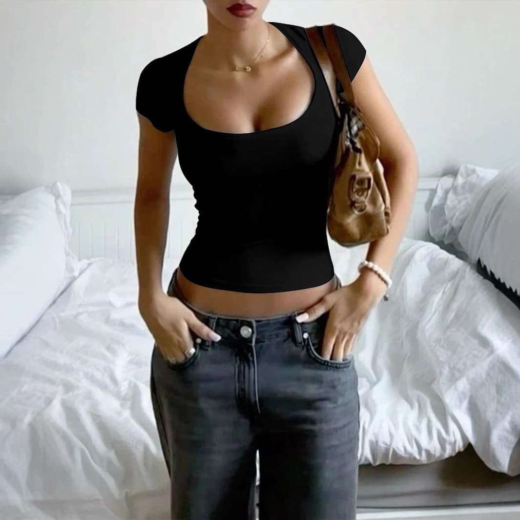 Sexy Crop Top Women's Short Sleeve T-Shirt – Stretchy U Neck Belly Button Show Off Fit, Streetwear & Festival Essential