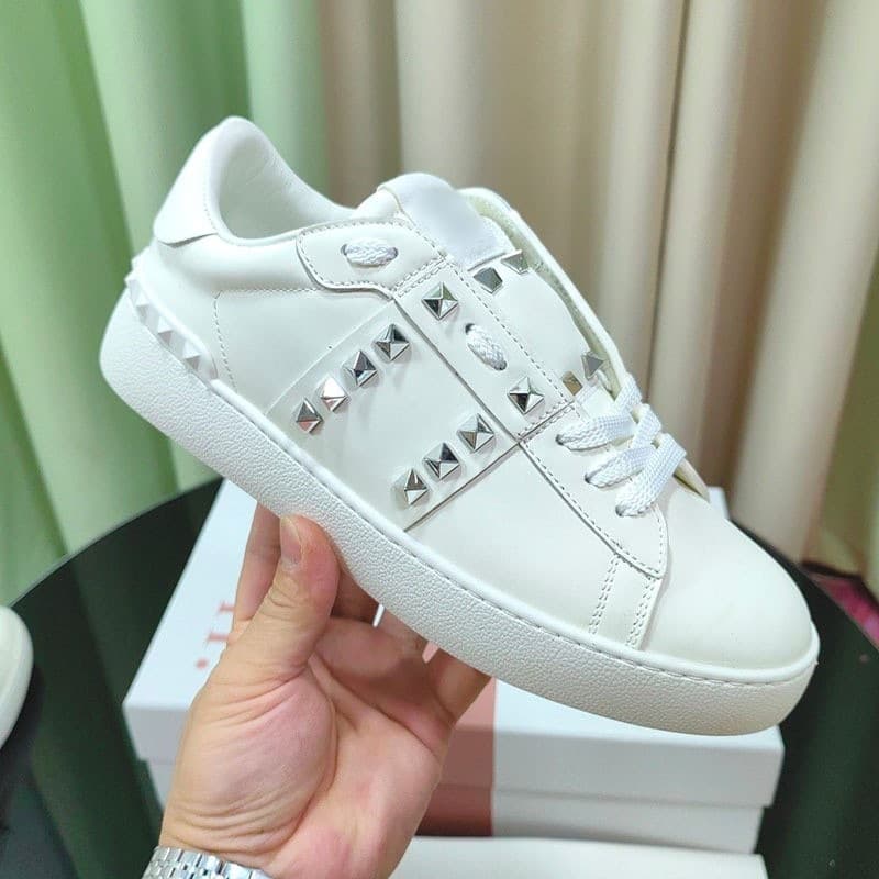 Chaussures de couple à lacets en cuir blanc pour hommes et femmes, nouvelle collection 2024