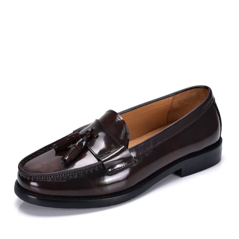 The British Trend Is Trendy, With One Foot On Shallow Patent And Shiny For Business, Casual, Formal Wear, Men's Fashion,
