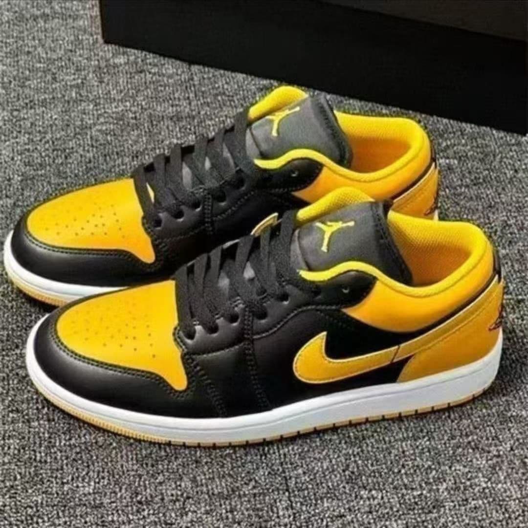 Chaussures de skate rétro basses très stylées et populaires, chaussures de sport décontractées tendance et polyvalentes pour le campus, adaptée