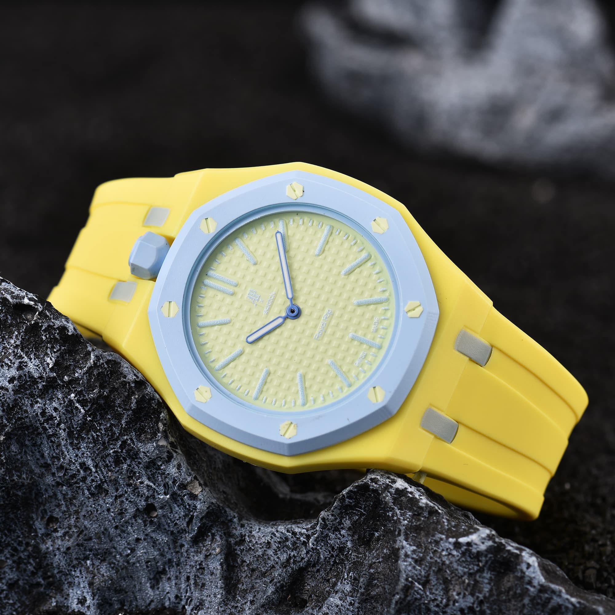 Montre homme AP Swatch en édition limitée, à mouvement quartz : un incontournable de la mode.