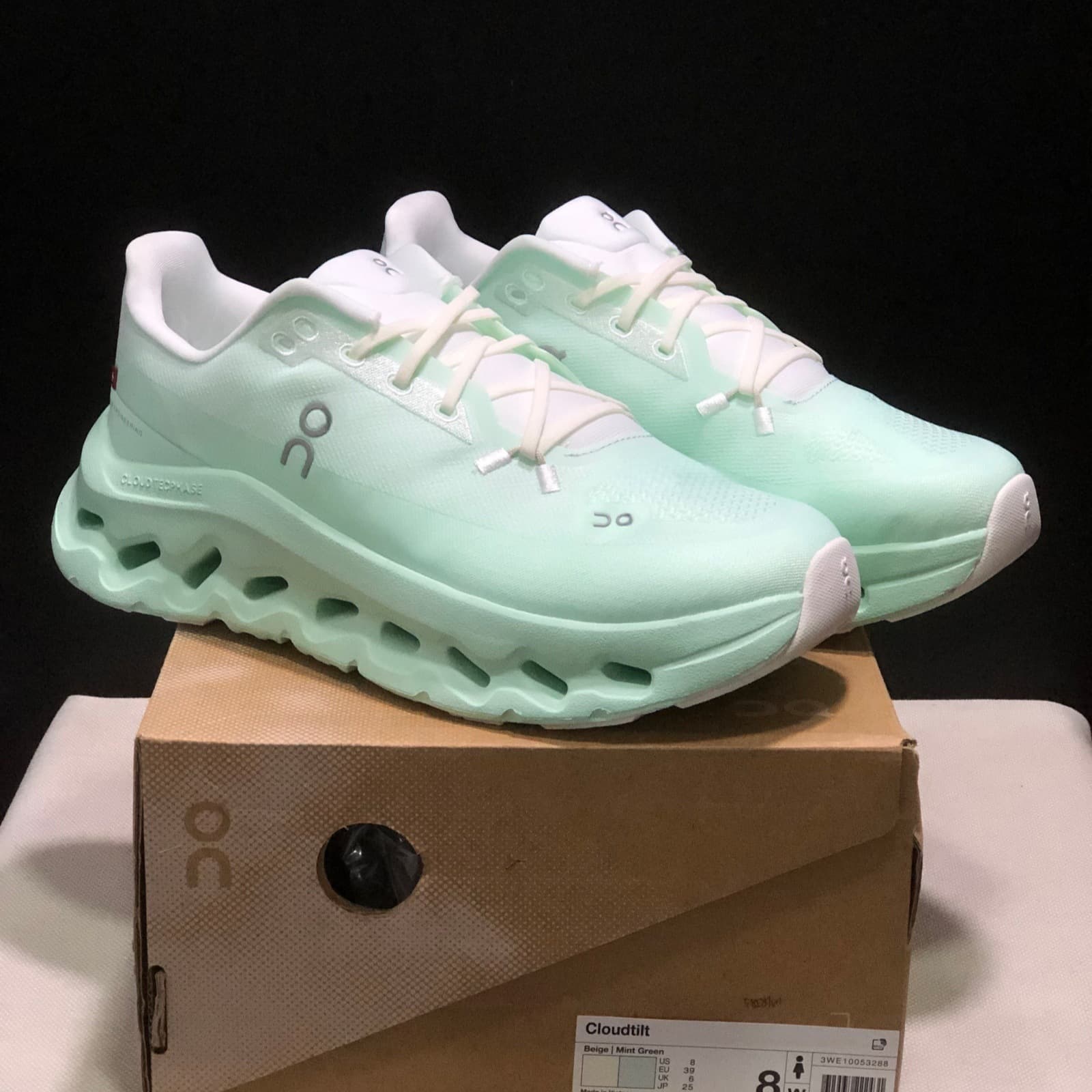 Nouveauté en matière de commerce transfrontalier : chaussures de sport Cloudtilt pour couples (hommes et femmes), légères et amortissantes.