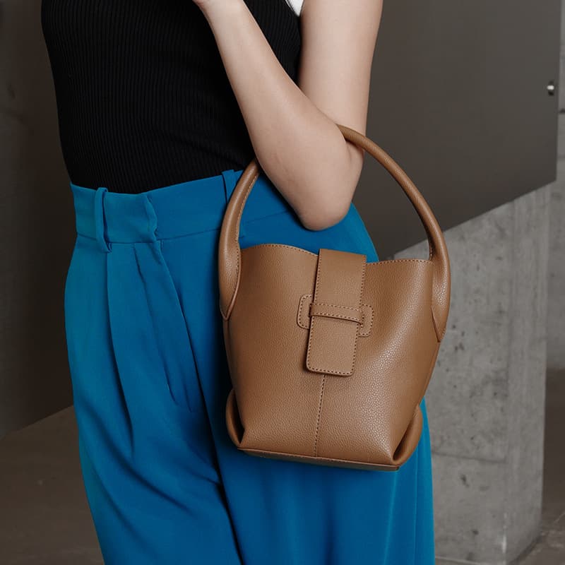 Women's Bucket Bag Bag Women's Fashion Crossbody Bag Large Capacity Design Handbag Advanced Sense Basket Bucket Bag