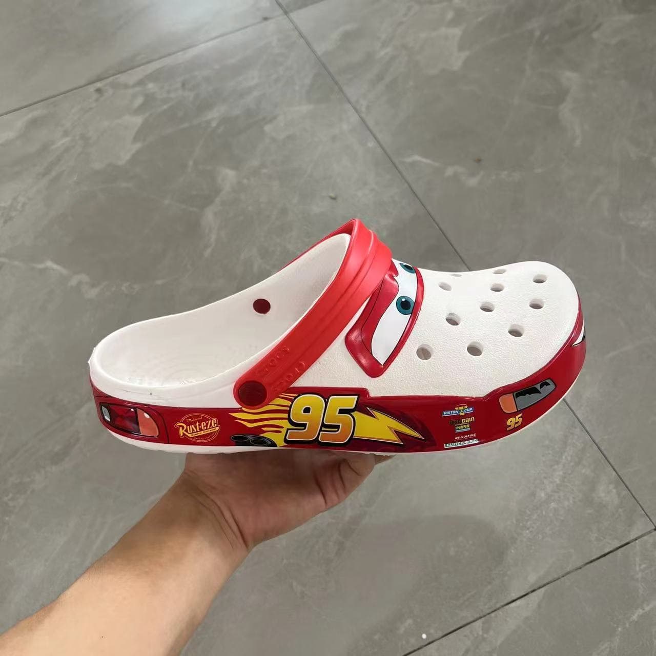 Chaussures de grotte pour hommes et femmes, chaussures de plage antidérapantes, tendance et résistantes à l'usure