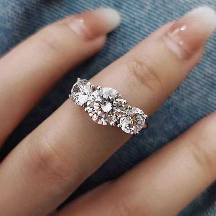 S925 sterling silver D color moissanite three stone female ring high end Korean version simple 4 carats