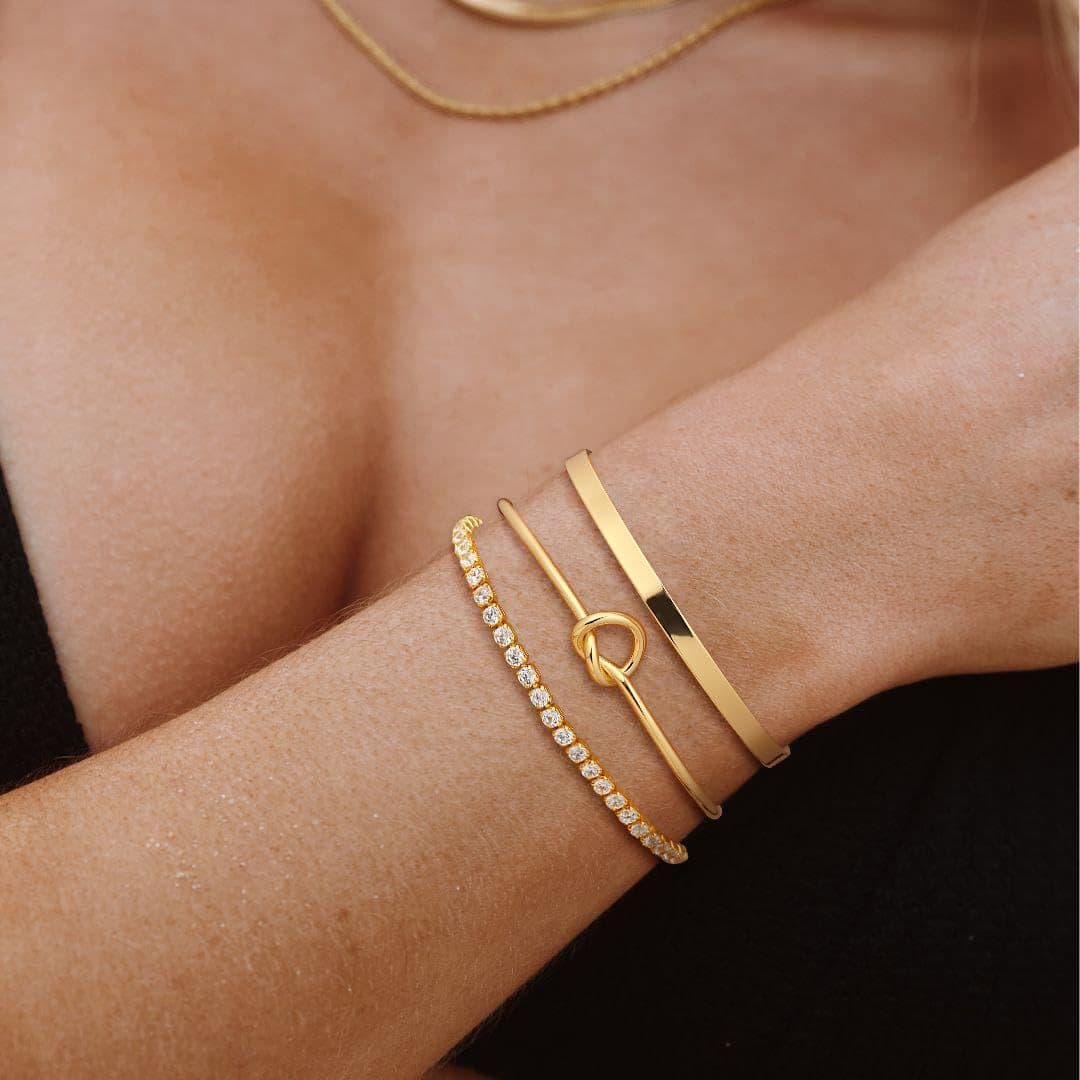 Brass Real Gold Electroplating Fashionable Zircon Inlaid Multi Layer Love Casual Ladies Bracelet Set