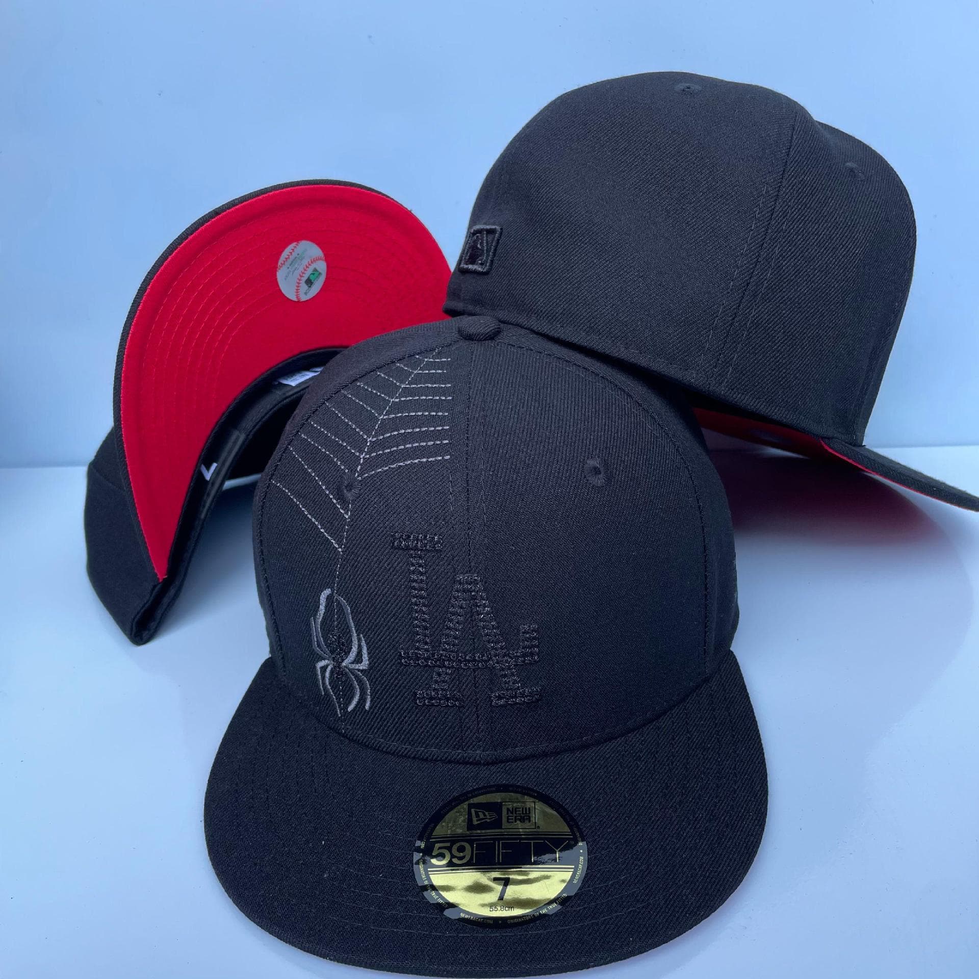 Casquette de baseball tendance 2025, modèle AA, taille unique, visière plate, idéale pour les équipes de commerce extérieur transfrontalier.