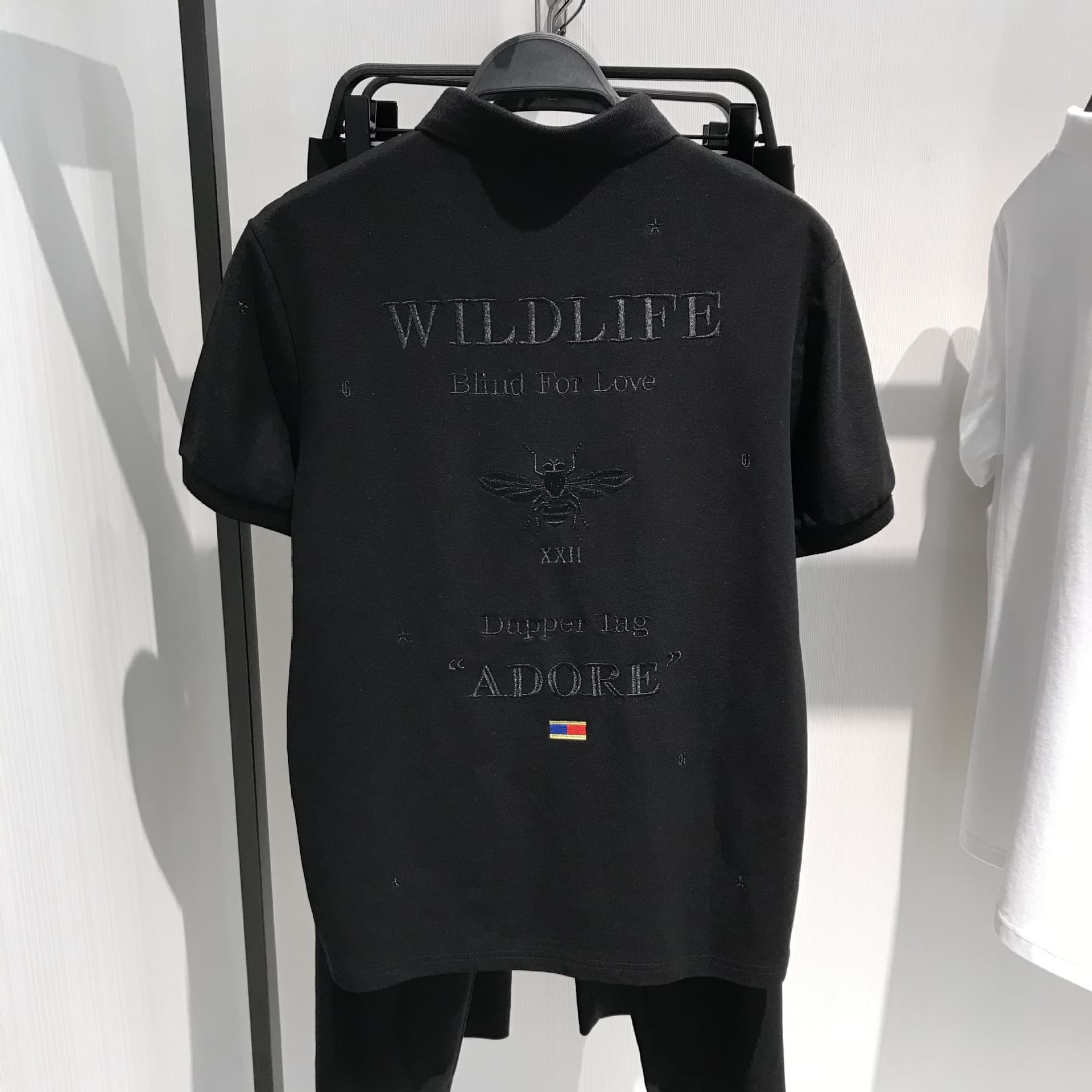 Men's Clothing Polo Shirt Men's Summer New Business Casual Polo Shirt High End Bee Embroidery Lapel Short Sleeved T Shirt Trend