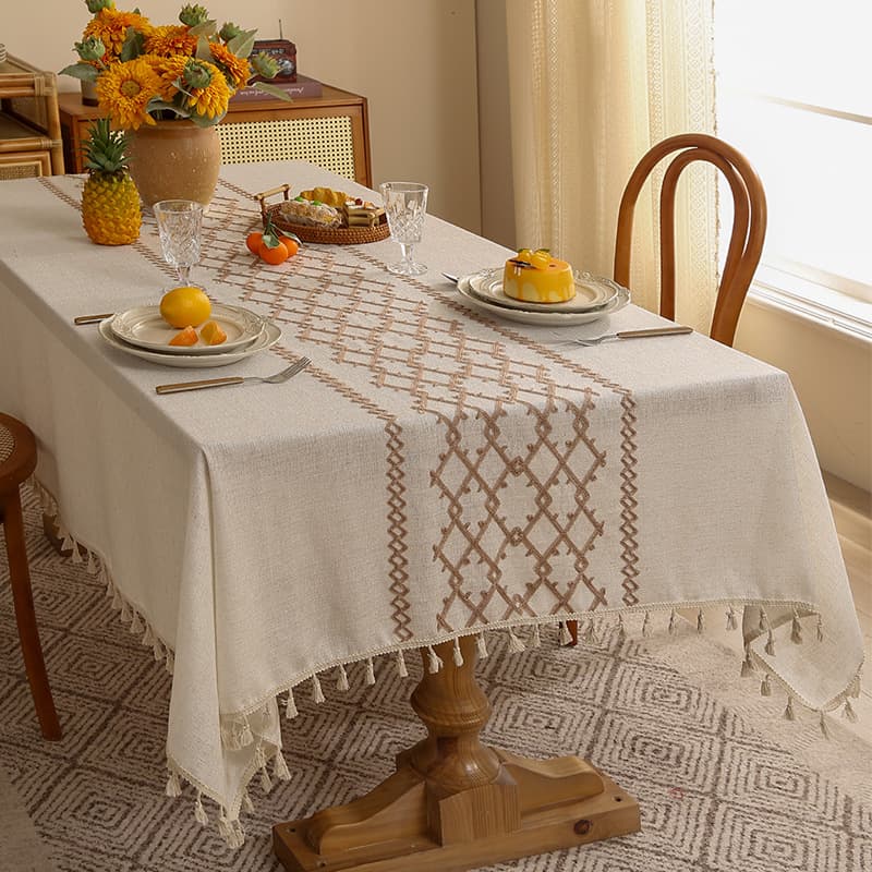 Embroidered Linen Tablecloth – Modern Geometric Patterns (Chain/Grid), Oil & Heat-Resistant – Rectangle – Minimalist Home Decor