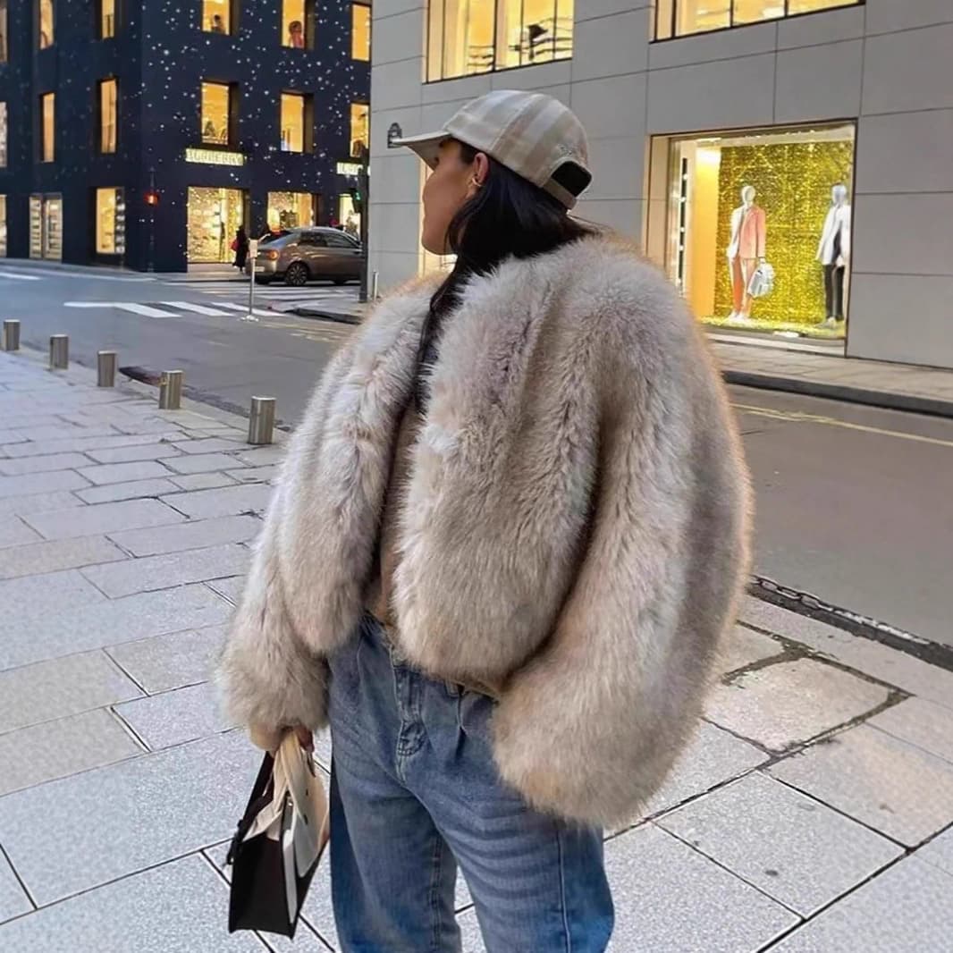 Women's Clothing Cropped Faux Fur Jacket – Vegan Fox Coat For Street Style (Beige/Grey/Brown, S/M/L)