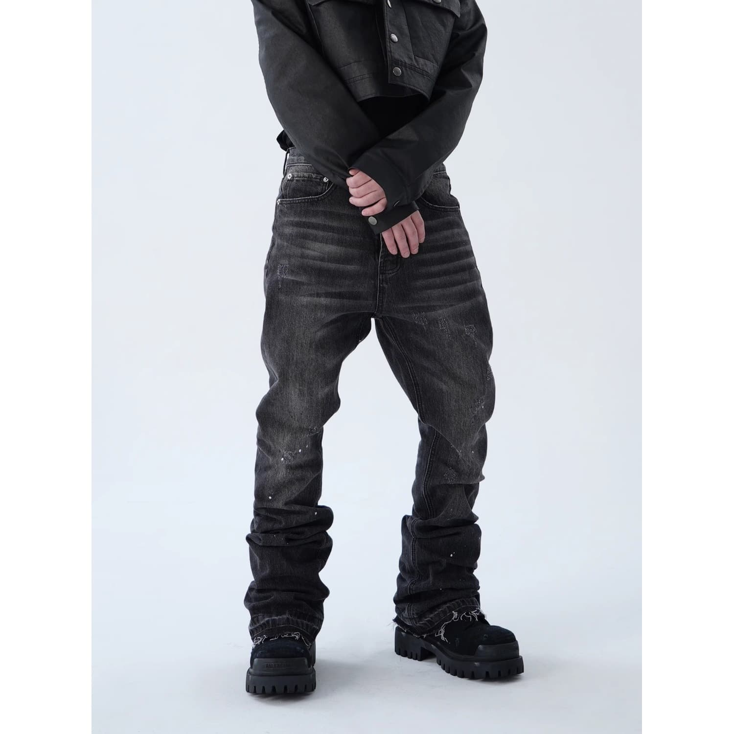 UnisexStyle Distressed Washed Black And Gray Jeans Vintage Flared Loose Fitting Frayed Hem Denim