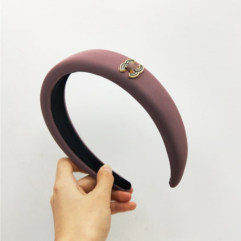 Bandeau en éponge rose à nœud haut, accessoire de cheveux simple et mignon, collection printemps/été 2026.