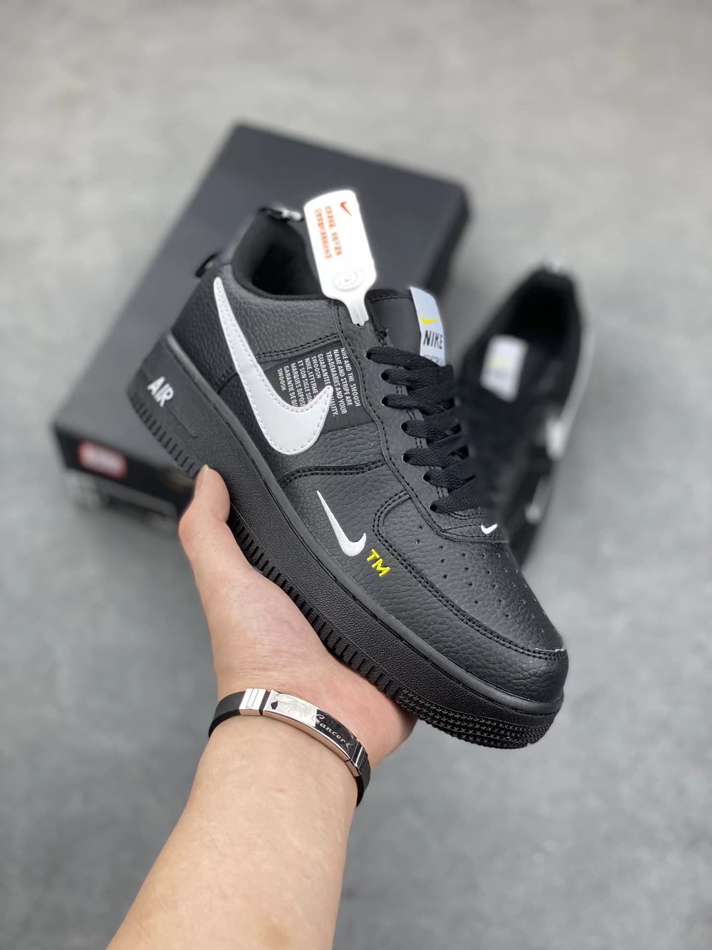 Chaussures décontractées polyvalentes Air New 1 Low respirantes noires et blanches pour couple