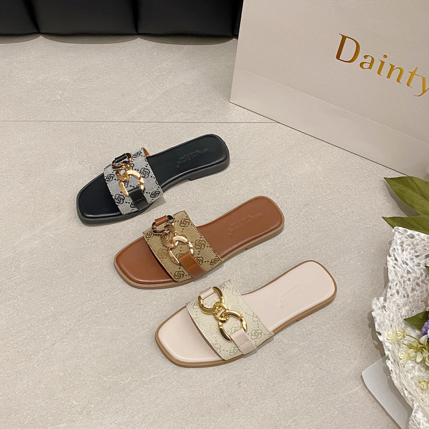 Women's Square Toe Flat Sandals plus Size Printed Peep Toe Open Toe Chain Buckle Casual Footwear