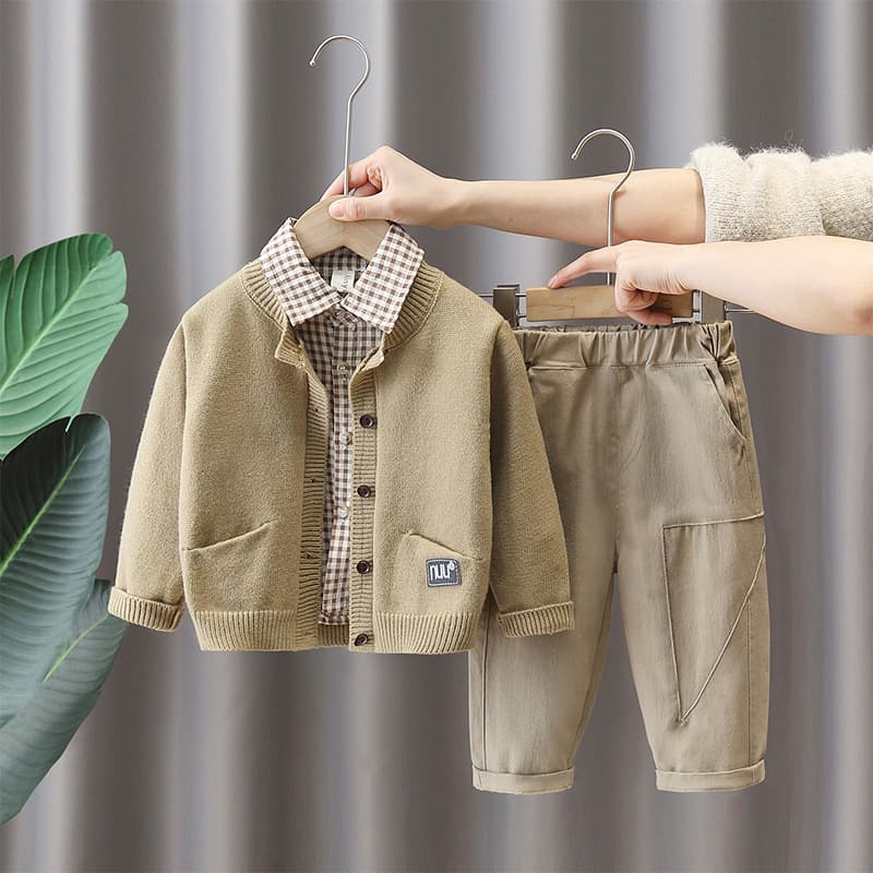 ​​Boys' 3-Piece Outfit 2024 – Korean Style Cotton Shirt, Cardigan & Pants Set – Trendy & Comfortable For Spring/Autumn (90-140cm)​​