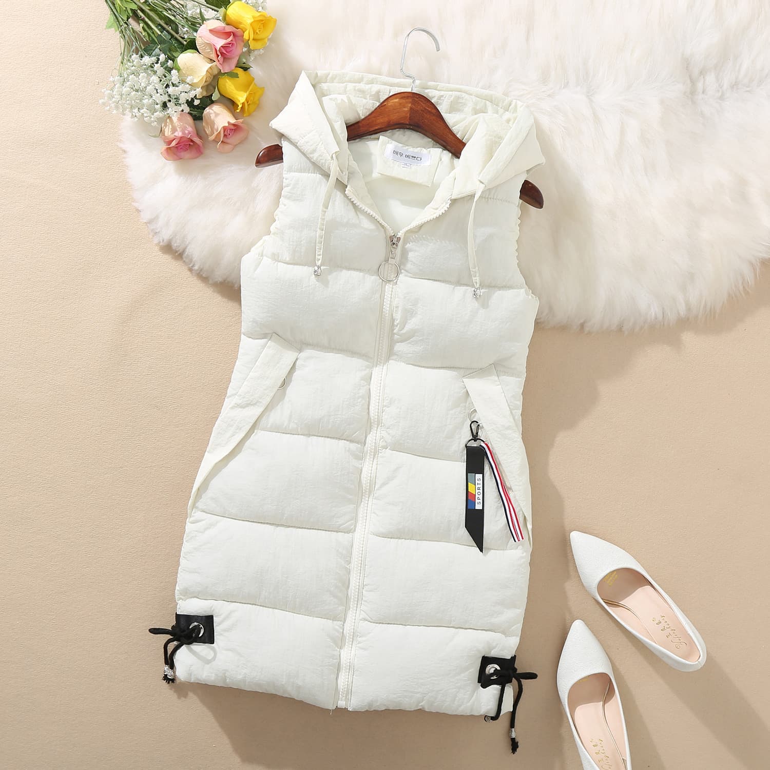 Women's Quilted Sleeveless Vest Coat With Hood, Lightweight Down Alternative Puffer Jacket For Fall Winter, Longline Zip-Up Casual Outerwear