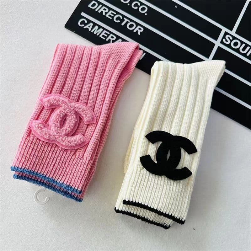Chaussettes hautes en tricot rouge pour célébrités d'Internet, longues et élégantes, style macaron polyvalent, parfumées, pour l'hiver