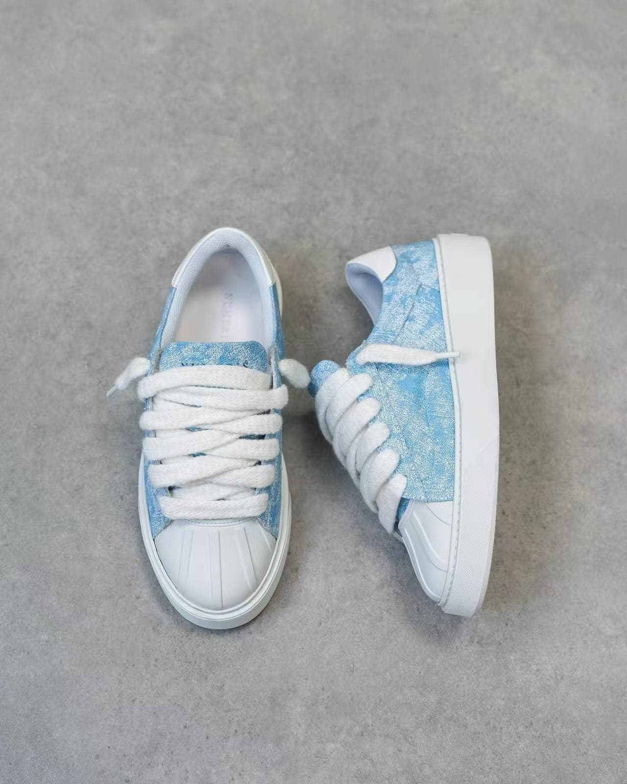 Chaussures Numeris, baskets décontractées pour hommes, plates, à bout rond, à lacets, baskets classiques et polyvalentes en cuir véritable.