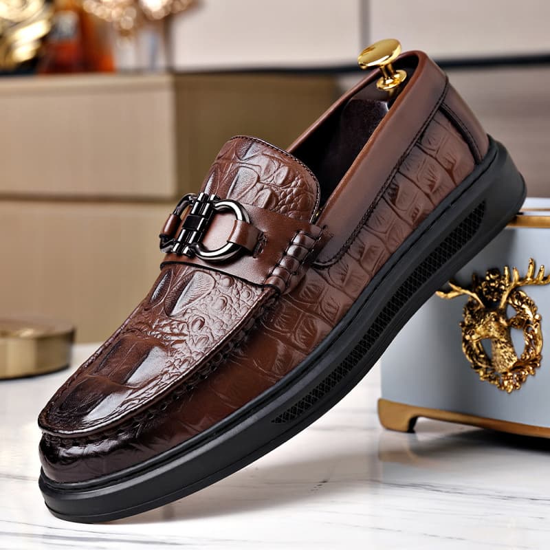 Euro Step Loafers Moccasins Business Casual Leather Formal British Style Crocodile Pattern Men's Shoes Trendy Versatile