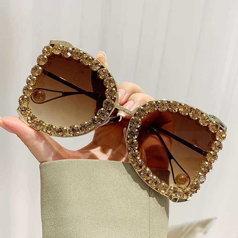 2025 European And American Designers Set Large Frames With Rhinestones For Sunglasses, Women's Cross-border New Sunglasses, Ocean Lenses, Dot Diamond