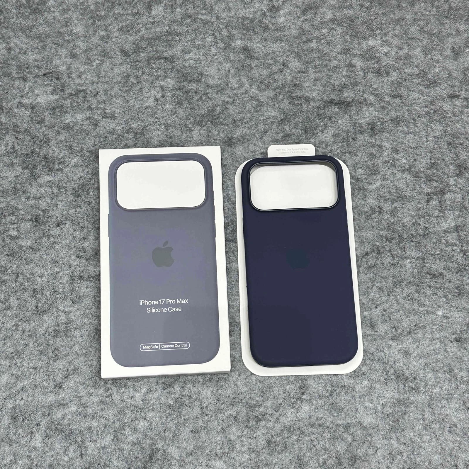 Étui magnétique en silicone d'origine pour iPhone Max Pro 17 / Mag.safe Cover