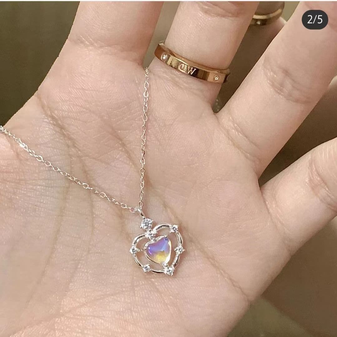 Genie Gradient Laser Love Necklace Women's ins Niche Design Sense Advanced Sense Clavicle Chain