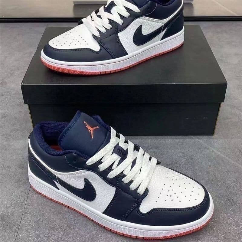 Chaussures de skate rétro basses très stylées et populaires, chaussures de sport décontractées tendance et polyvalentes pour le campus, adaptée