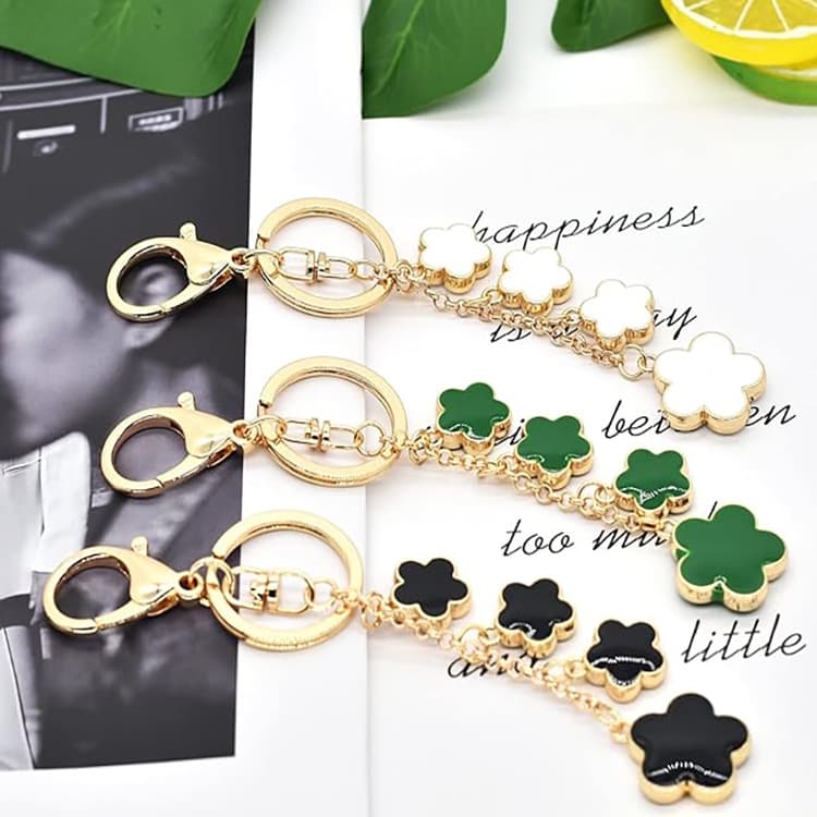 Colorful Flower Keychain For Women White Pink Black Pendant Handbag Accessory