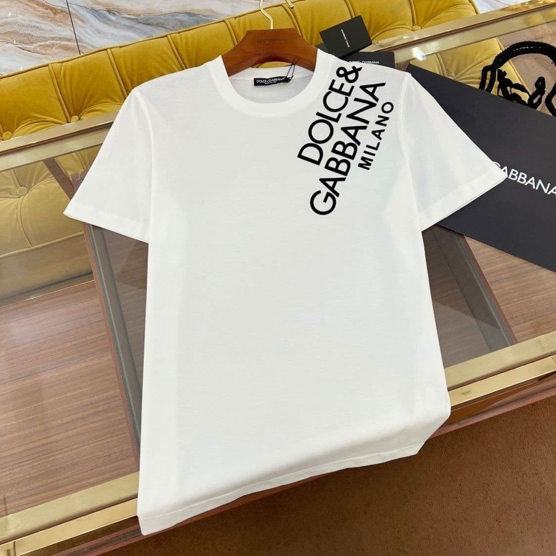 T-shirt unisexe DG Summer New Letter Print Versatile 2026 à col rond et manches courtes, en pur coton, style décontracté.