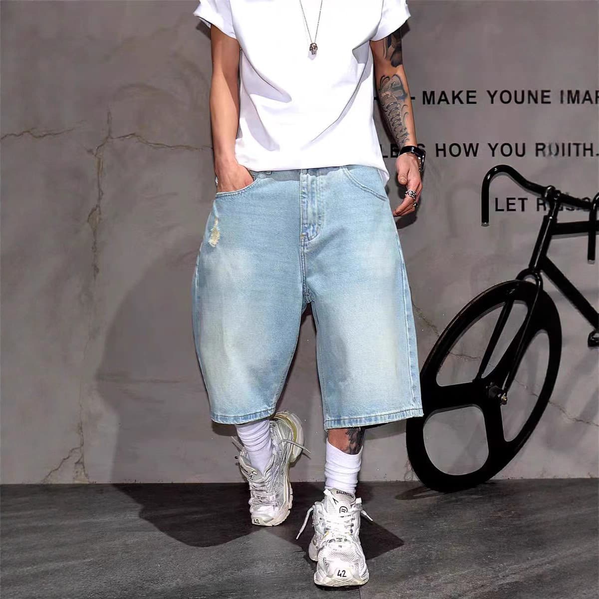 Men's Vintage Washed Denim Shorts - Relaxed Fit Straight Leg Summer Casual Shorts With Star Print​