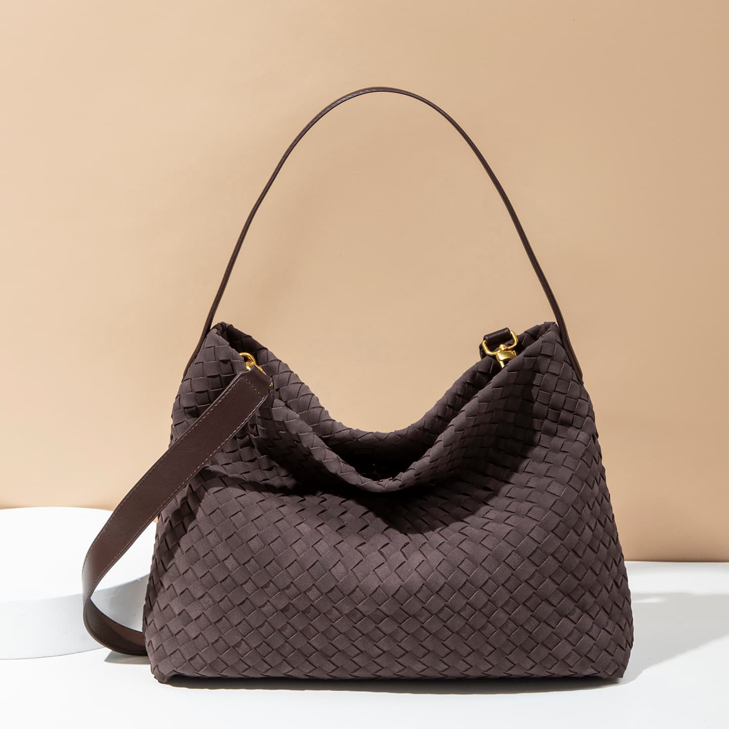 New Handmade Women's Woven Bucket Bag Fashionable Versatile Large Capacity Shoulder Crossbody Tote Handbag