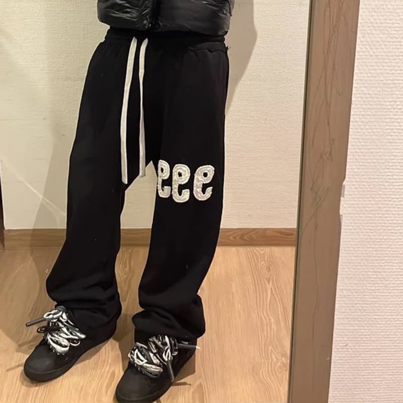 Men's Clothing Streetwear Hip Hop Sweatpants – Digital Patchwork Loose Fit Joggers For Men (Black/Grey) – Urban Street Style & Comfort