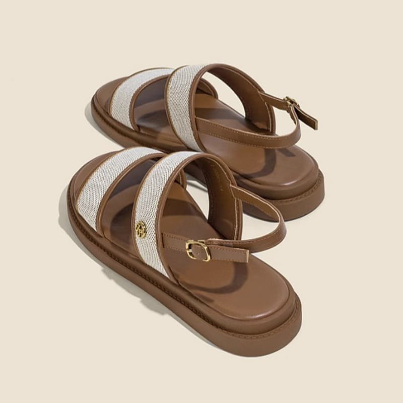 Wakaki beach flat-bottomed buckle outer sandals for women 2024 summer new fashion casual all-match Roman sandals