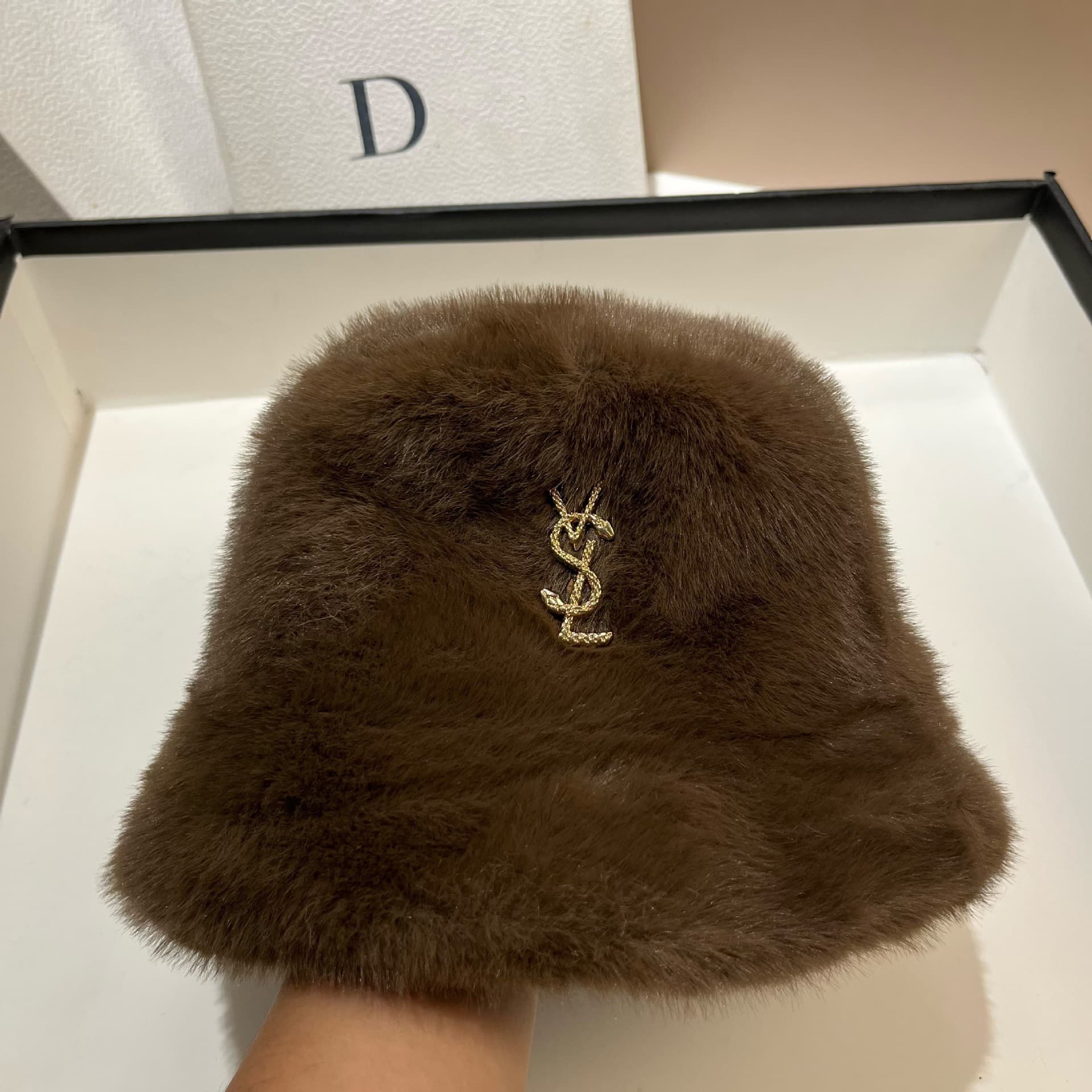 Peluche coréenne pour femme, idéale pour rester au chaud en hiver, imitant la fourrure de vison. Un modèle polyvalent, avec un masque facial uni.