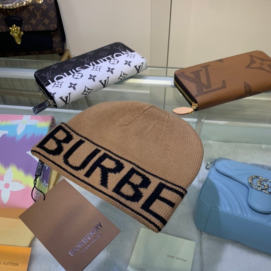 Chapeau Burberry Classic en laine et cachemire de luxe avec motifs brodés, marque de mode urbaine, forme arquée, sans bordure, chaud pour l'automne