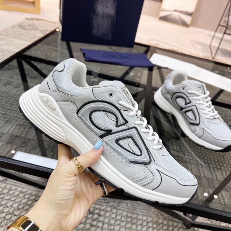 Chaussures de sport décontractées B30 pour couples, collection 2024, légères, respirantes et confortables, en maille.